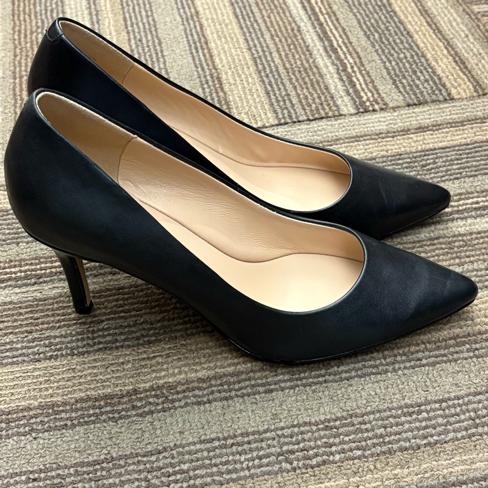NWOT Aldo “Flex” Sereniti black stiletto pumps size 9 US with 3.5” heel